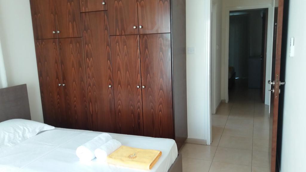 101 Mandritis Court Apartment Larnaca Luaran gambar